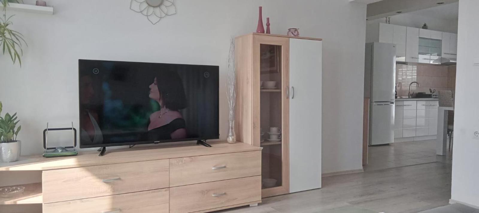 Apartment Biskupovic ドゥギ・ラット エクステリア 写真